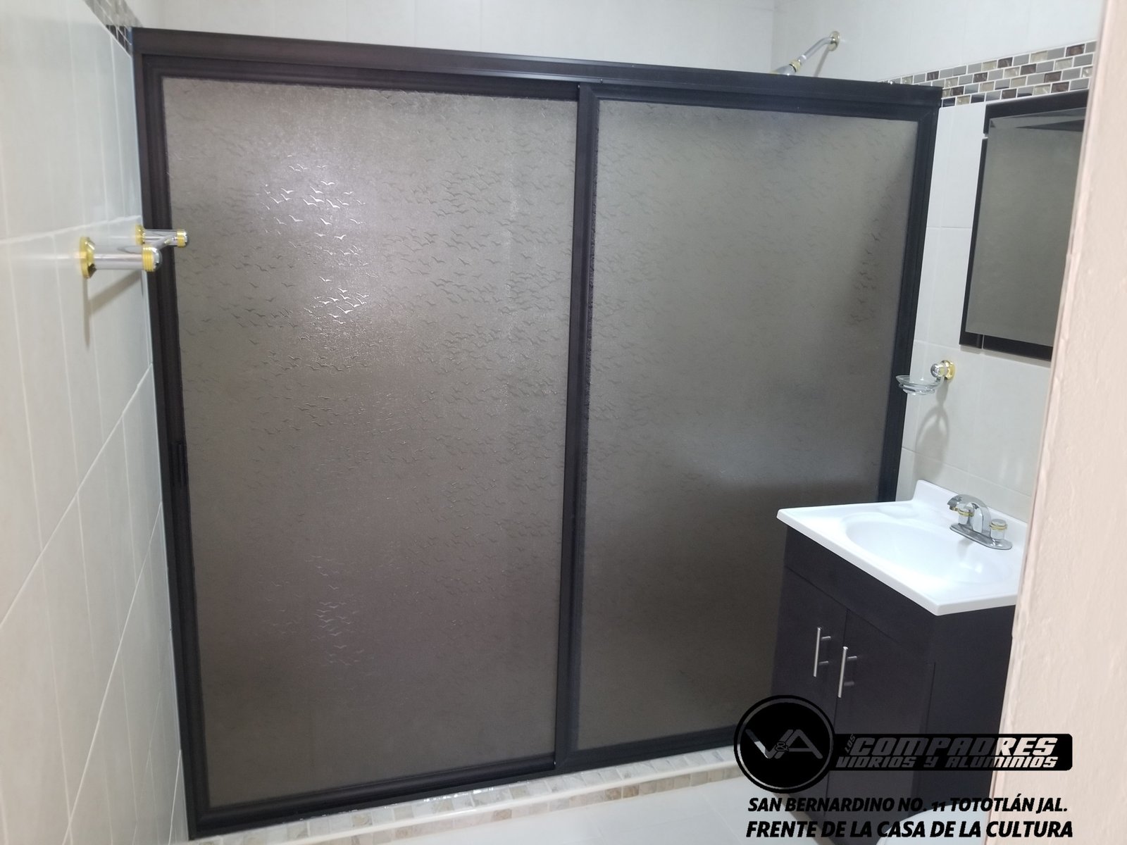 Cancel de baño plasticos