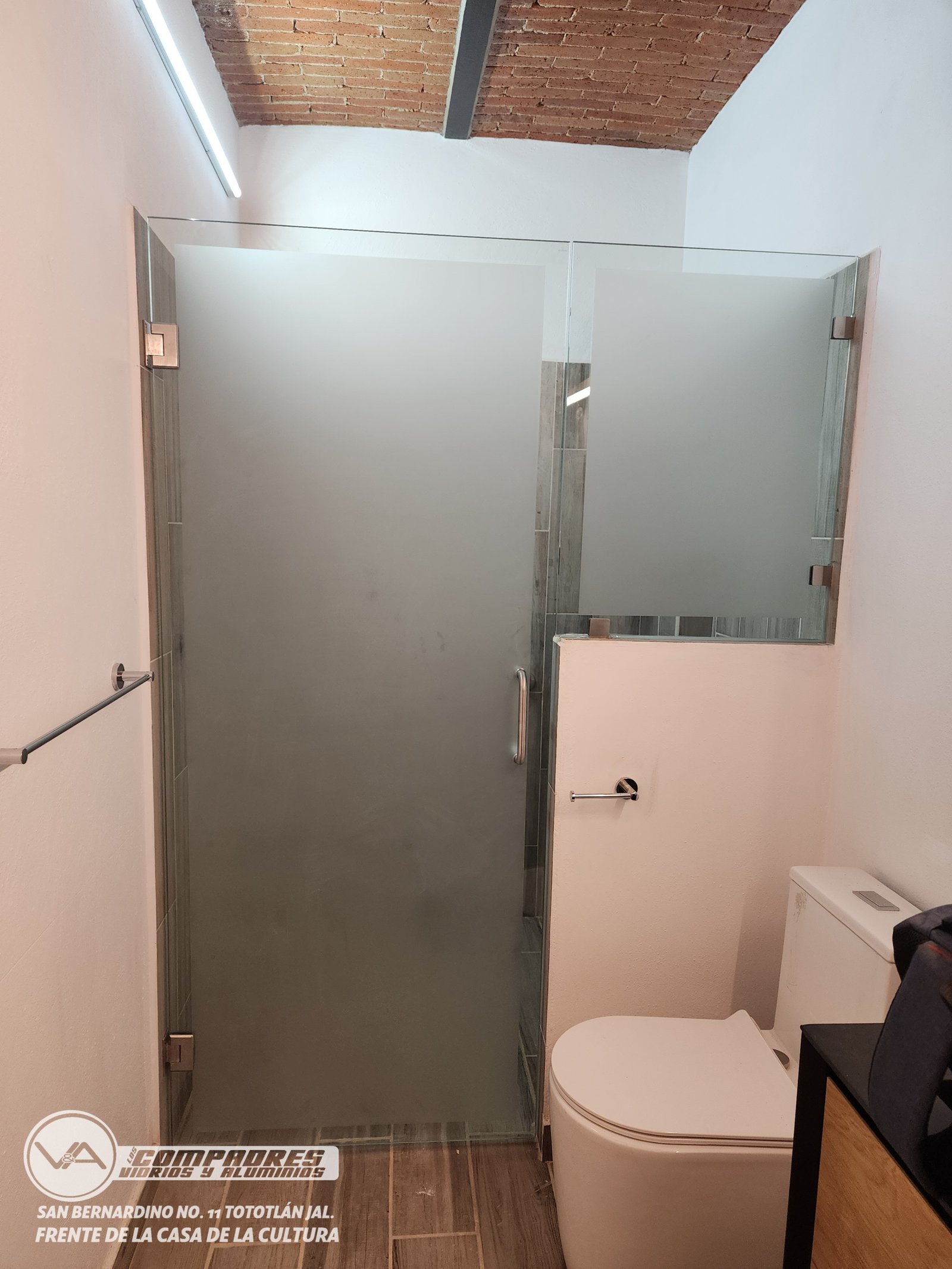 Division de baño vidrio