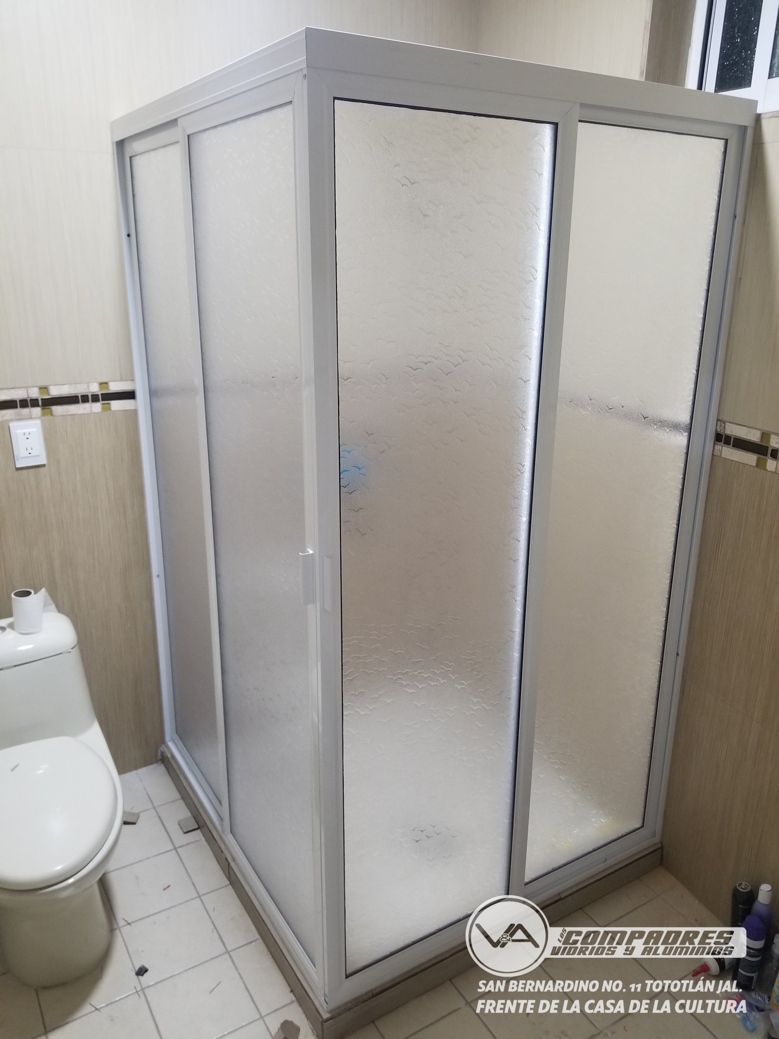 Division de baño escuadra