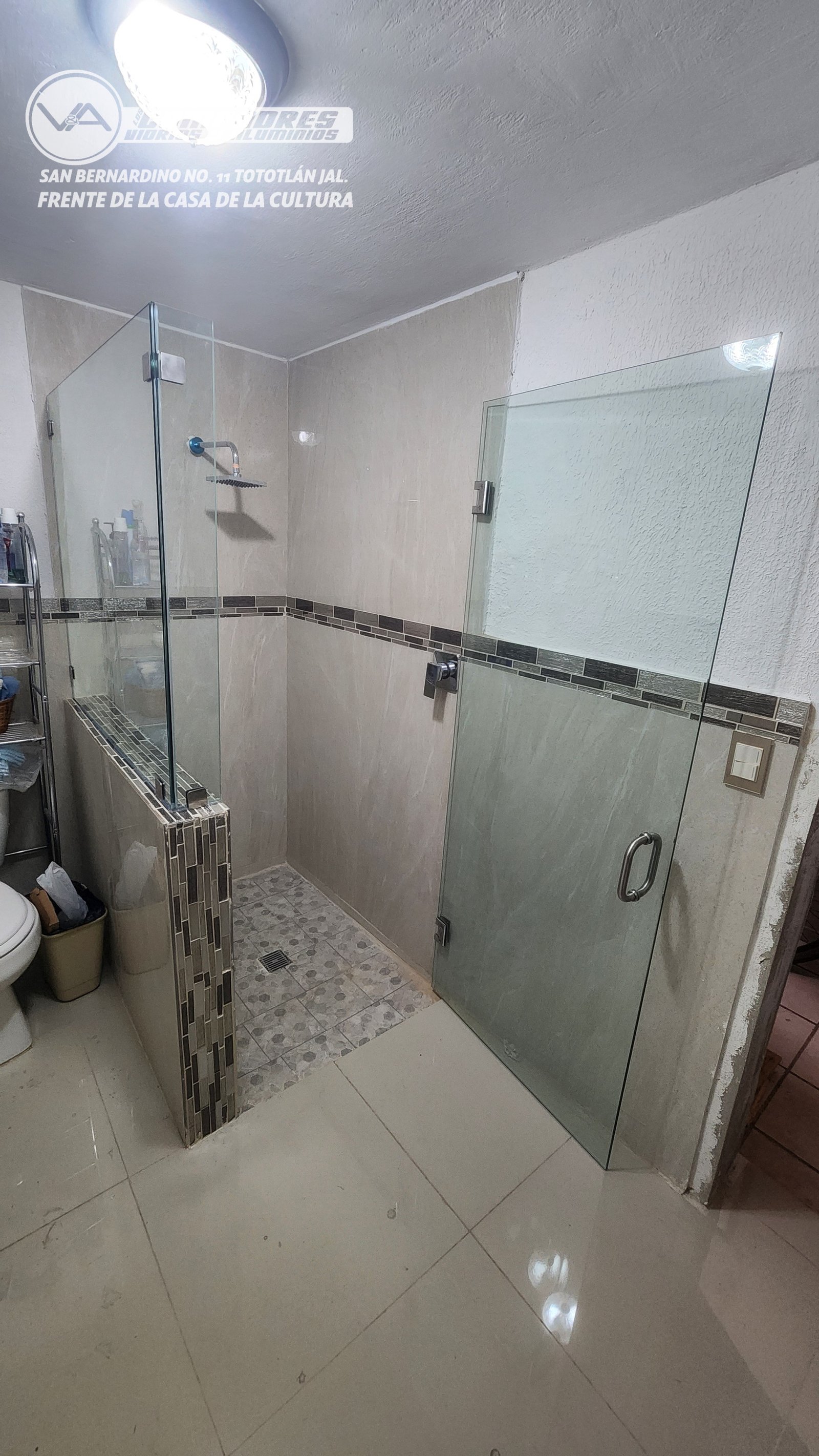 Division de baño 9mm