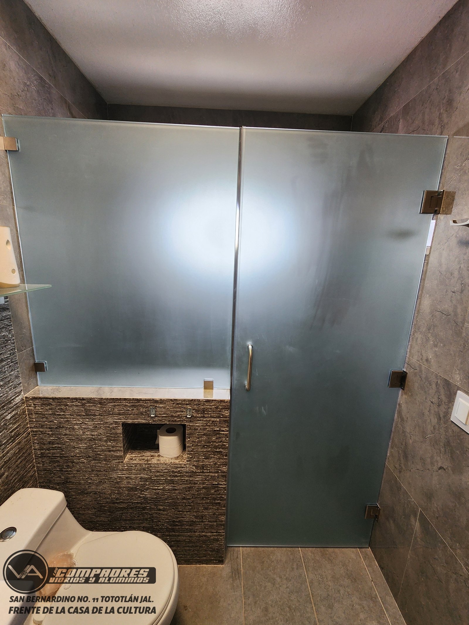 Divison de baño puerta 9mm