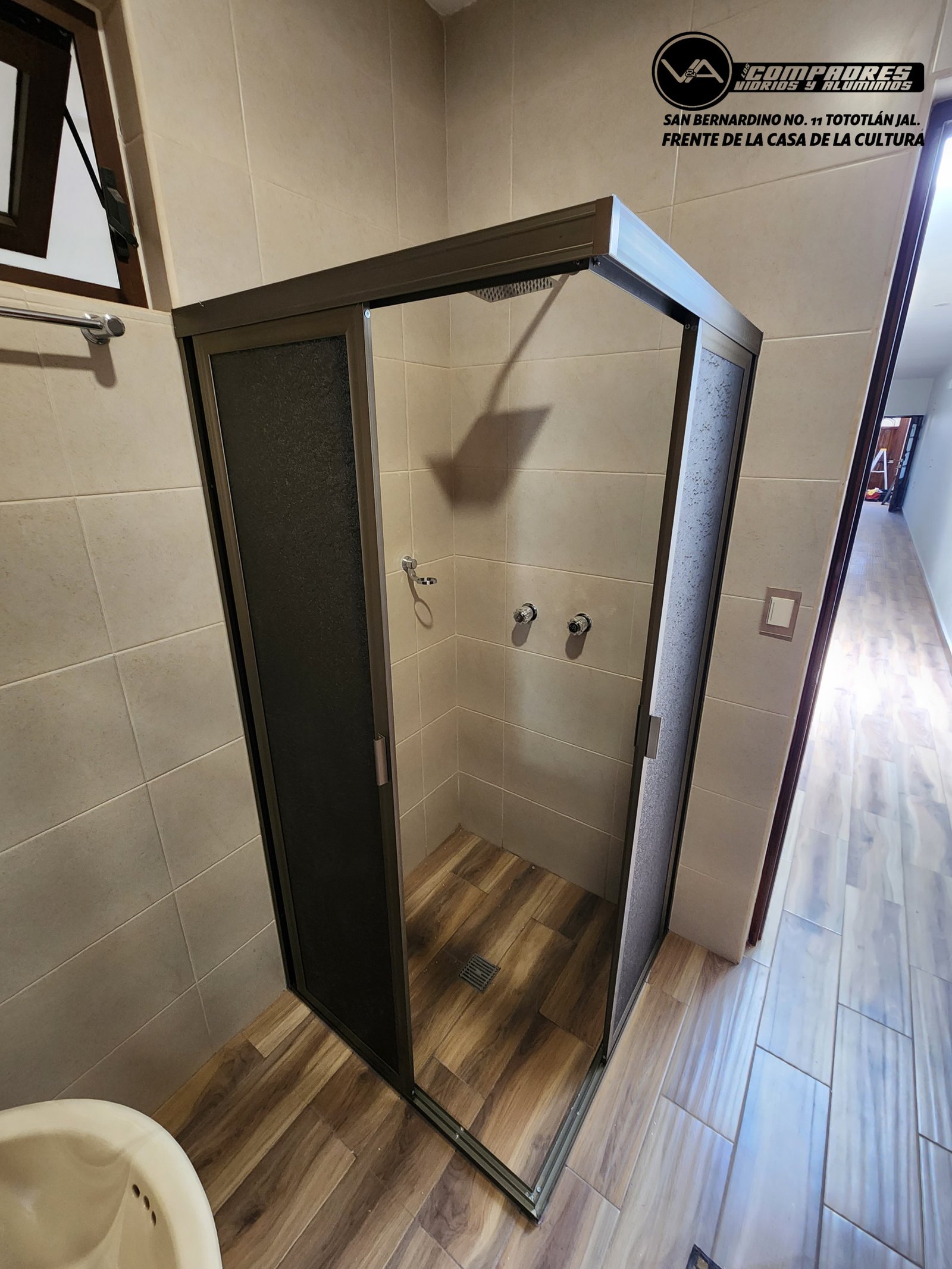 Cancel de baño escuadra